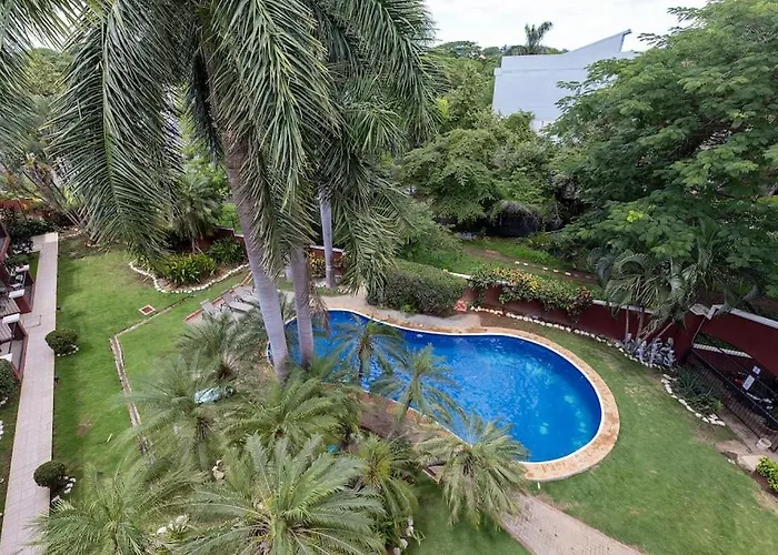 Apartamento Renovated In Tamarindo, 3 Min From The